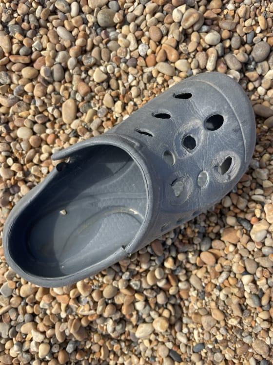 lonely shoe 0844 | Lonely shoes