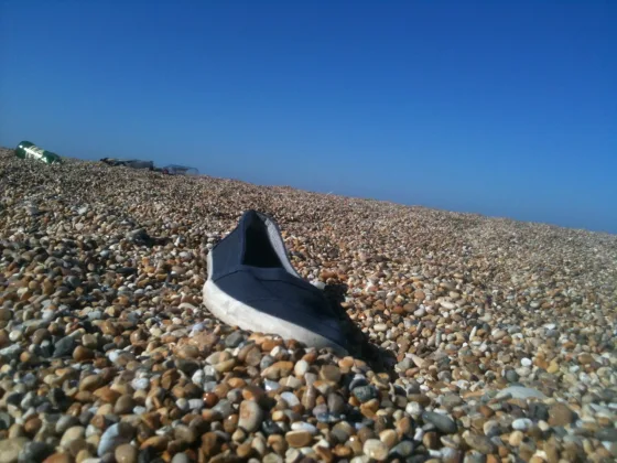 tumblr m4q6g3jRxR1qifw7to1 1280 | Lonely shoes