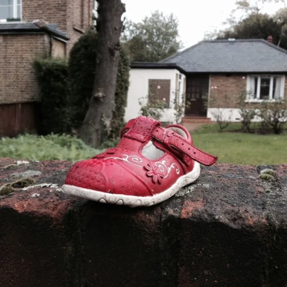 tumblr mw5g3wYrrh1qifw7to1 640 | Lonely shoes